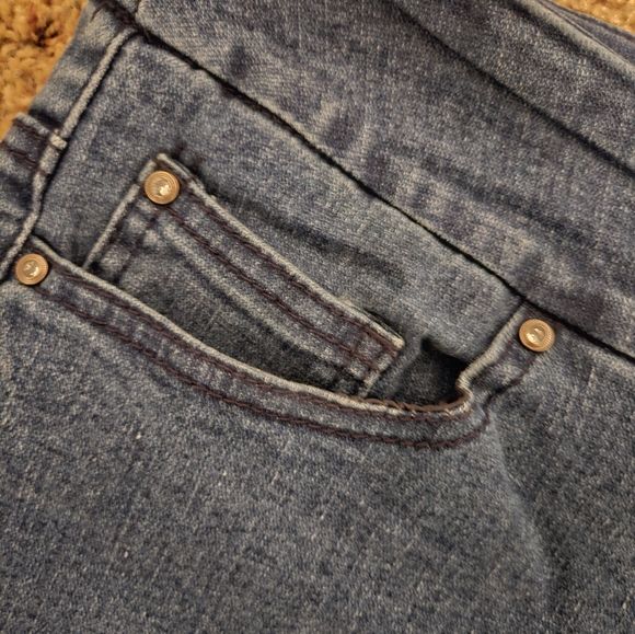 Jean Shorts - Picture 3 of 6